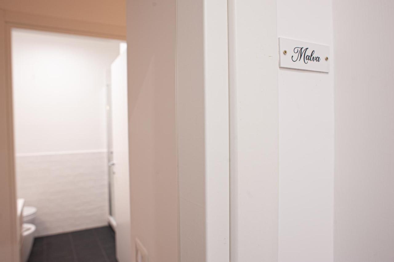 San Liborio Bed And Breakfast Napoli Bagian luar foto