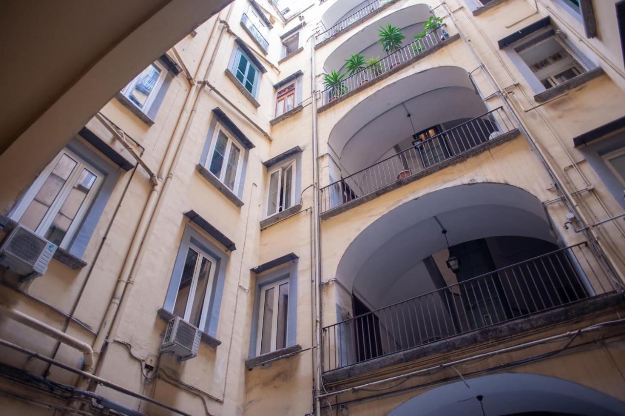 San Liborio Bed And Breakfast Napoli Bagian luar foto