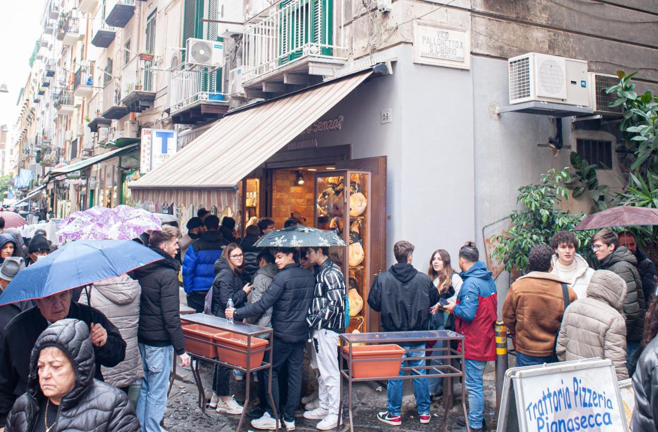 San Liborio Bed And Breakfast Napoli Bagian luar foto